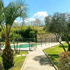 Ibis Aix En Provence מלון