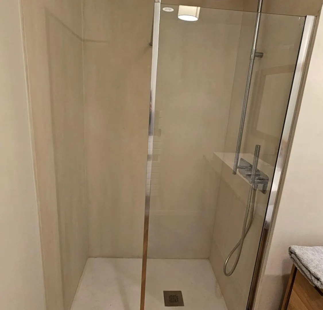 Superbe Appartement Idealement Situe Aix-en-Provence Appartamento